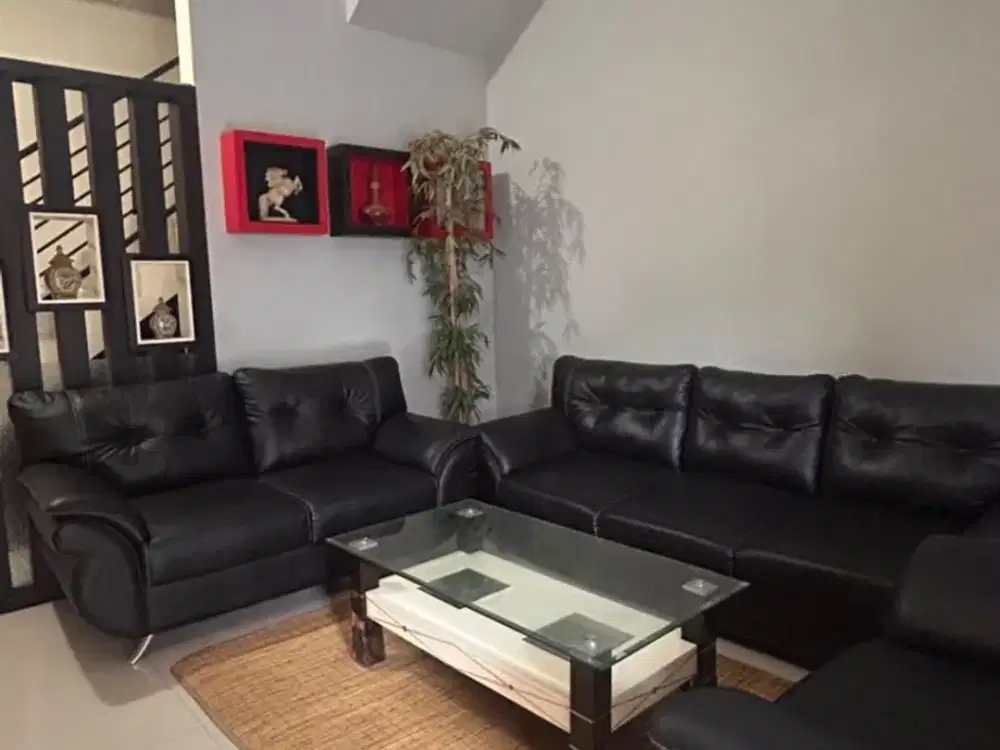 Rumah Mewah Dekat Museum Angkut Batu | Full Furnished & Kolam Renang Pribadi