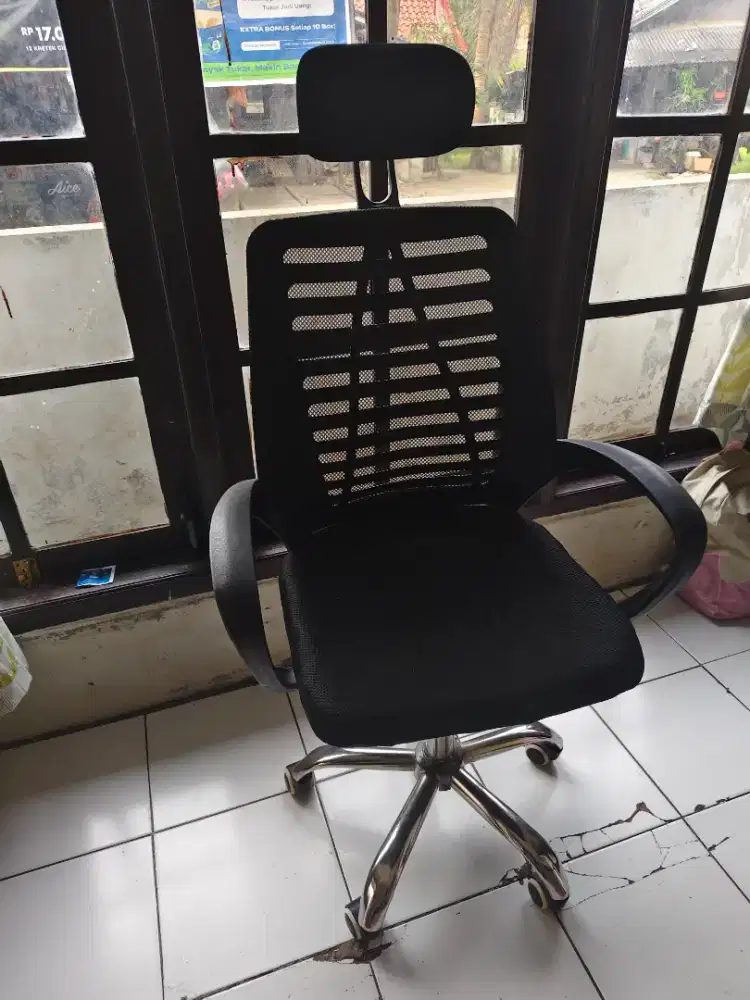 Kursi Kerja Kondisi Masih Empuk