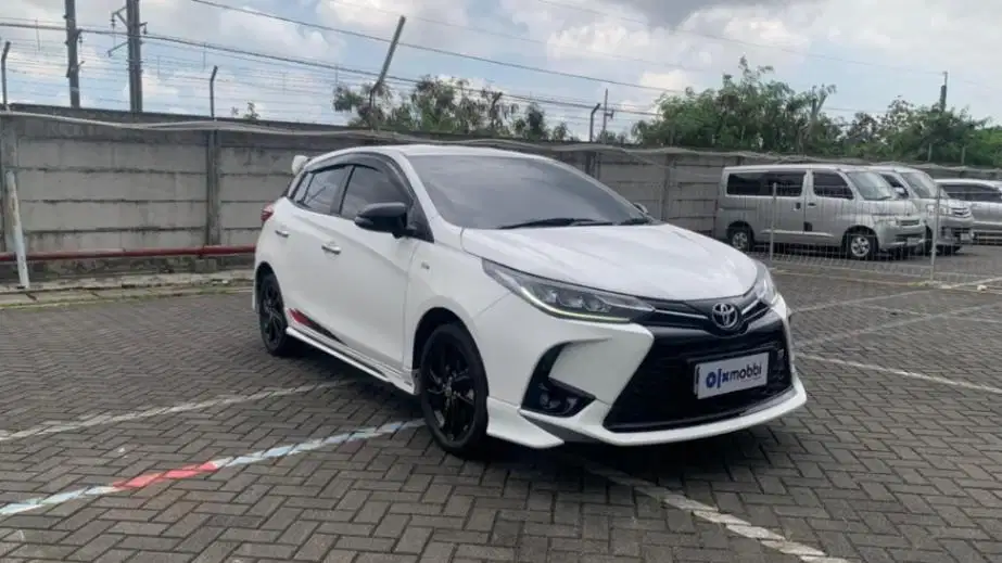 Toyota Yaris AT 2024 5QK