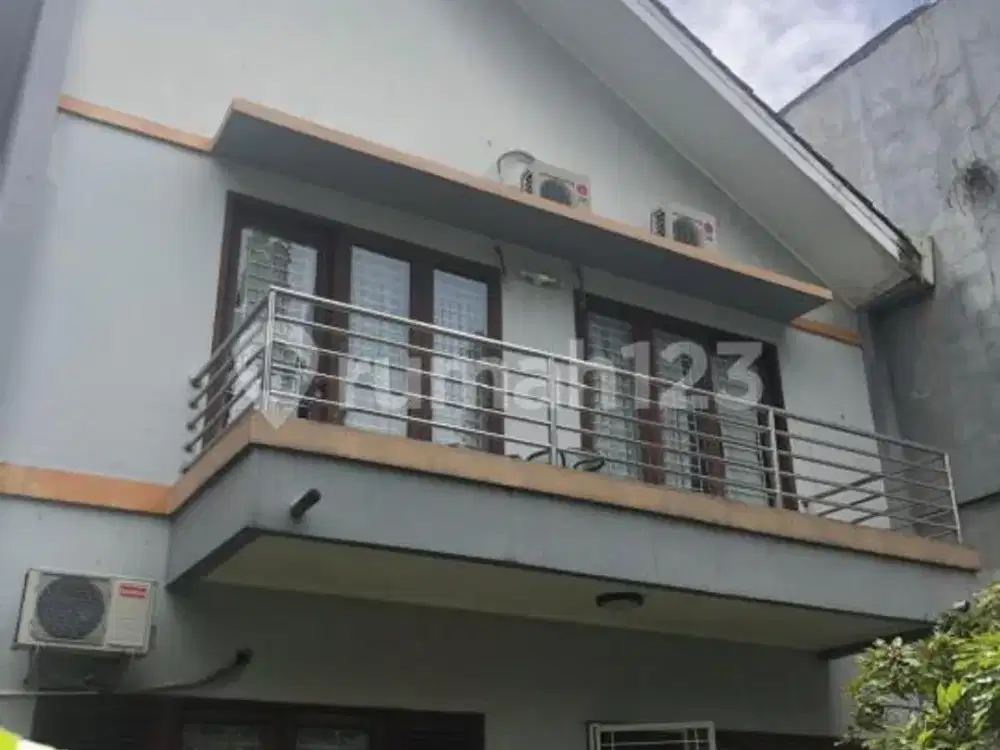 Rumah Semi Furnished Cluster Taman Legian Sentul City