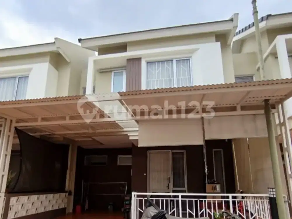 Rumah Malibu Village Gading Serpong Semi Furnished