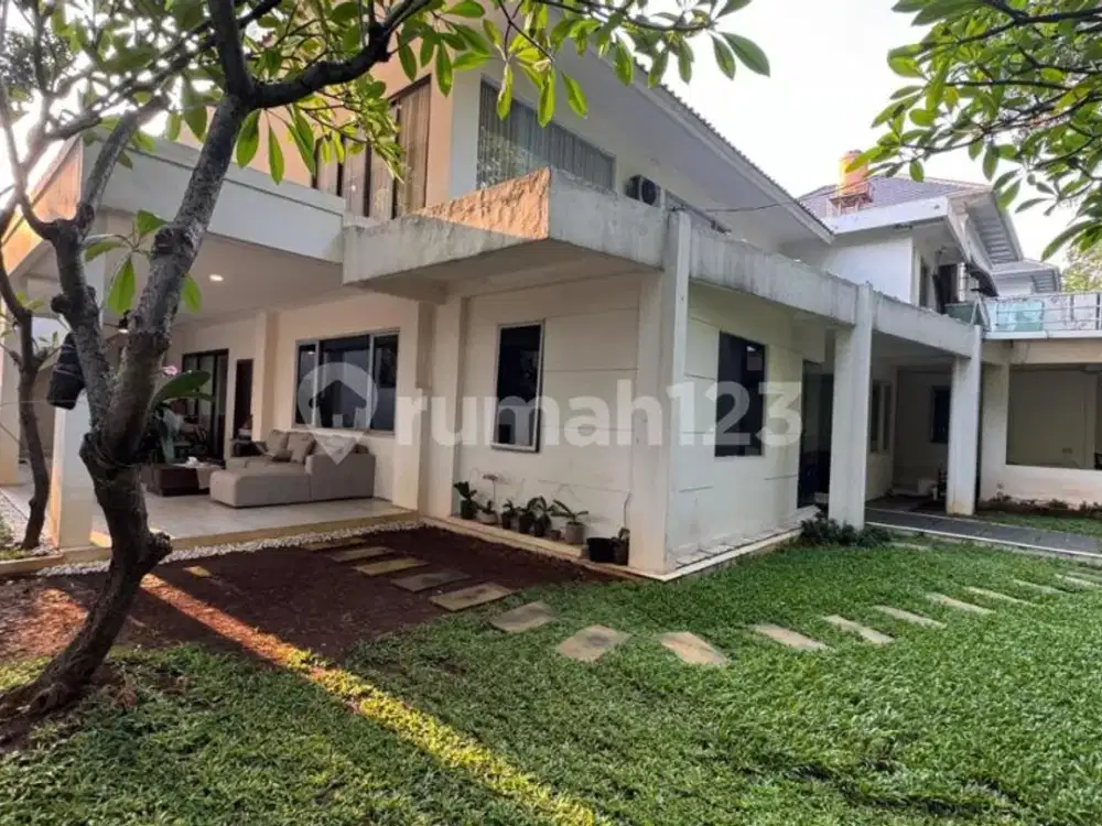 Di Jual Ruamh 2 Lantai Bagus Siap Huni Kebayoran Baru