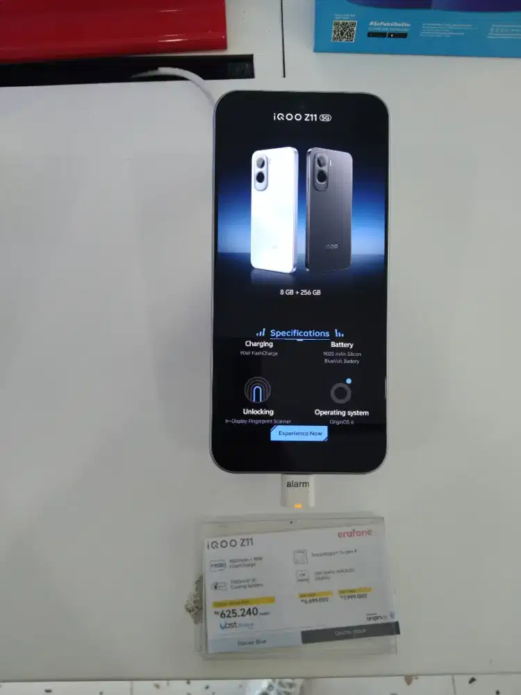 Iqoo z11 12 256 gb