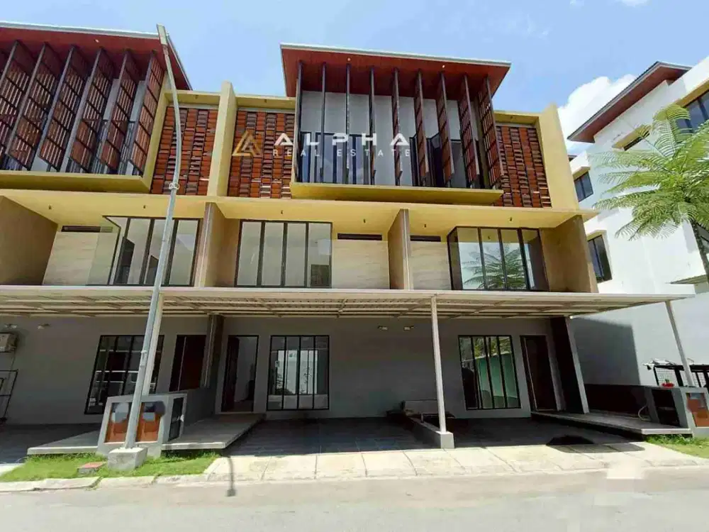 Dijual Cepat Rumah 3 Lantai di The Icon Central, Batam Center