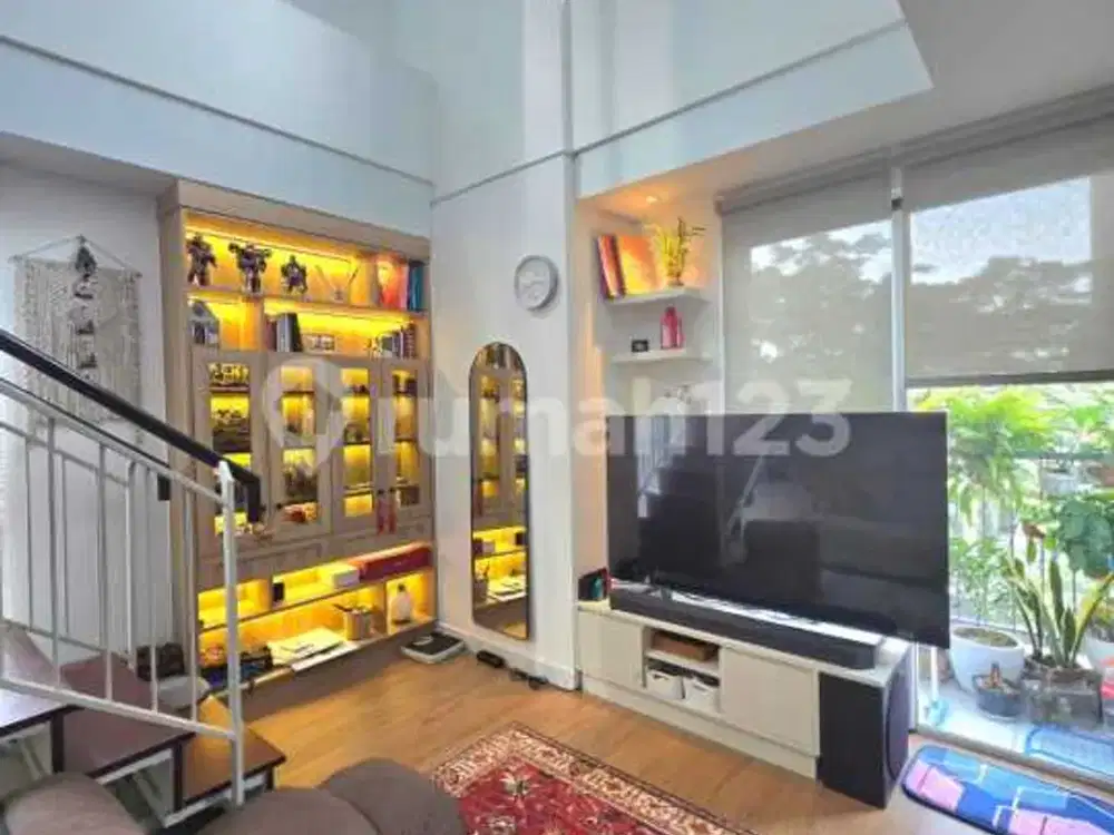 Rumah Cnatik Bagus 2 Lantai di Casa De Parco BSD Ciity