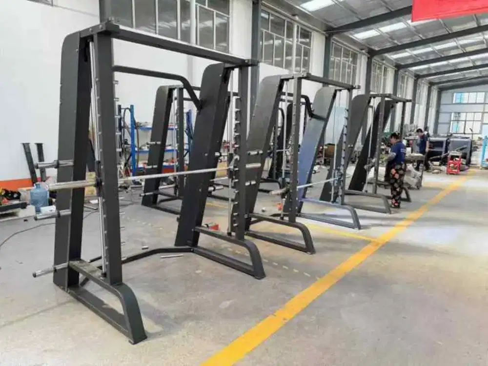 Smith machine komersial