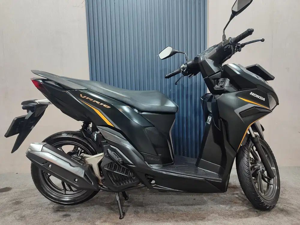 Vario 125 ISS 2023 istimewa mulus terawat siap pakai...