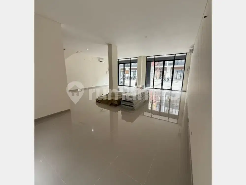 Dijual Ruko 3 Lantai Strtegis Nyaman Pilates Hampton Avenue