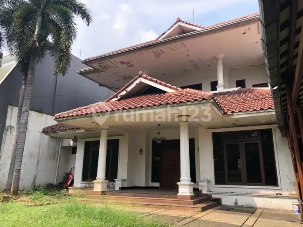 Rumah Mewah 2 Lantai di Jl. Metro Pondok Indah