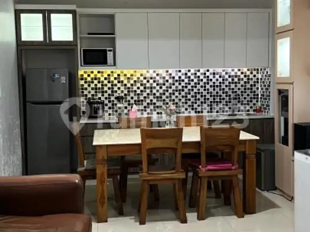 Rumah Bagus Terawat 2 Lantai The Green BSD
