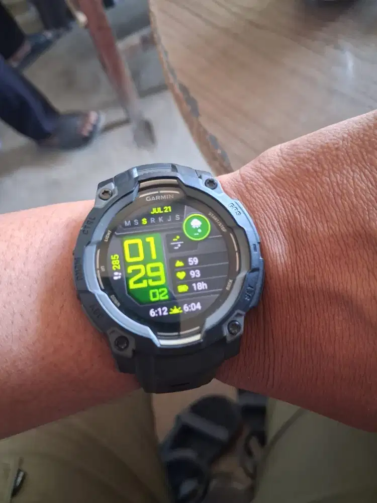 Garmin instinct 3 amoled 45mm (pemakaian 3 bulan)