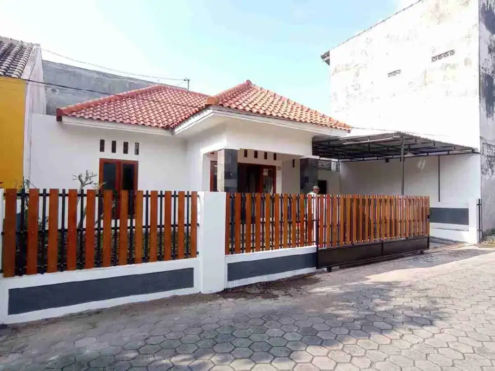Di Jual Rumah baru minimalis dlm perumahan di Jakal km 14 dkt UII pusat