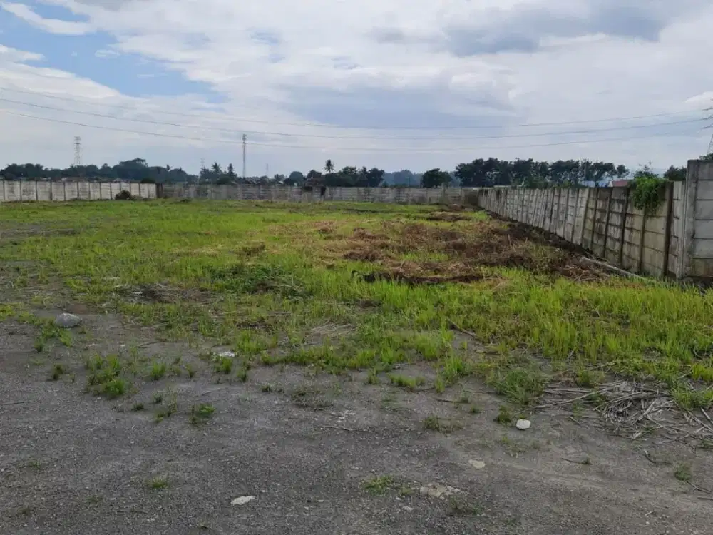Tanah di Kosambi Raya Karawang Luas 4 Hektar Rp 56 M SHM