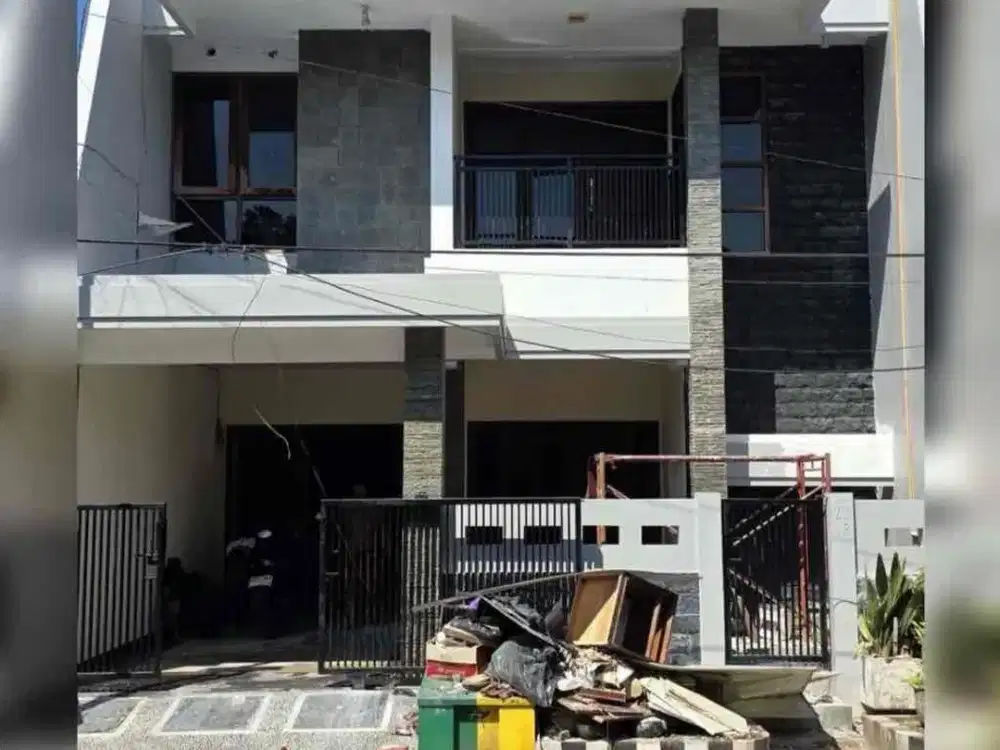 dijual rumah 2 lantai gunungsari indah row jalan 3 mobil