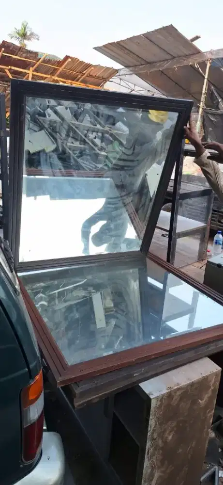 Cermin ukuran 100x100 bingkai kayu jati