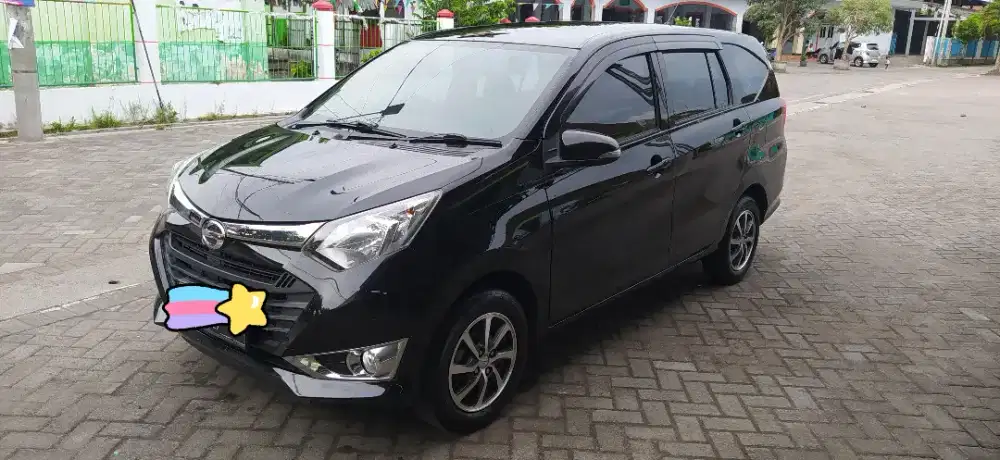 Daihatsu Sigra MT 2016 pemakaian 2017 Hitam