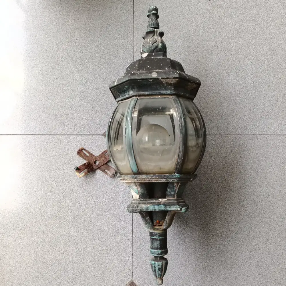 Lampu dinding taman outdoor minimalis model delman vintage kuno kode B