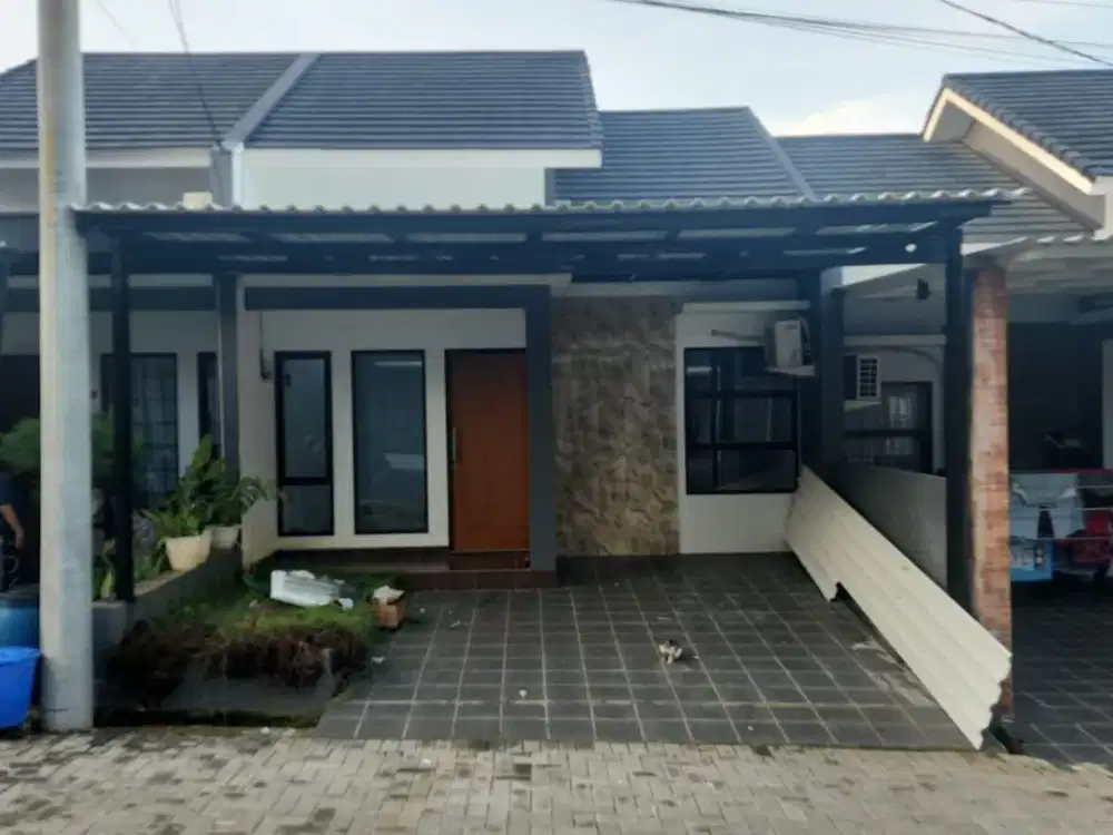 Dikontrakan Rumah di Cluster The Palace Depok B15, Sukmajaya