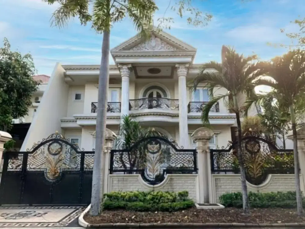 Rumah Araya STRATEGIS BOULEVARD