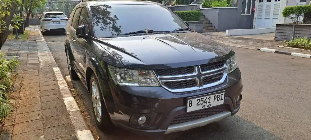 Jual mobil Dodge Journey