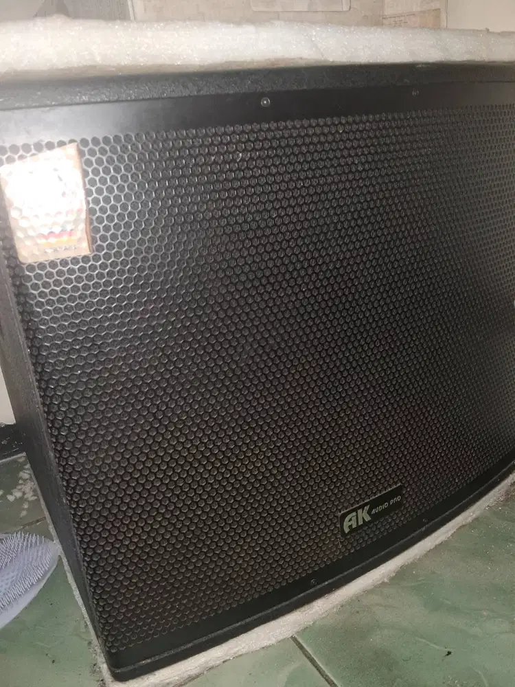 Jual subwoofer AK 18 inchi
