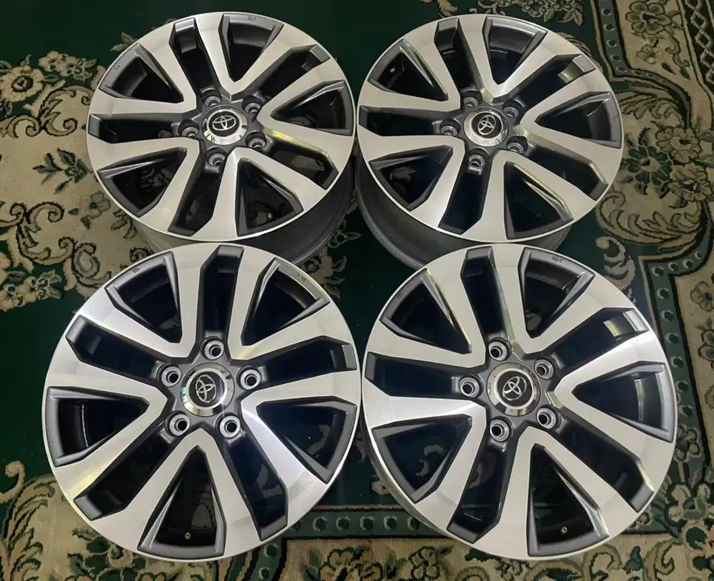 Velg ori copotan land cruiser VXR 200 Facellif R20