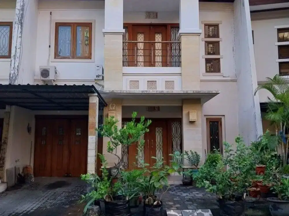 DIJUAL Rumah 2 Lantai Full Furnished dalam Perum Pusat Kota Jogja Siap Huni & Super Strategis