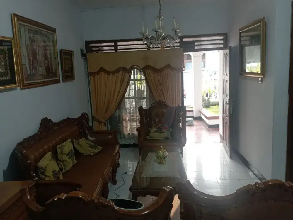 Rumah SHM Siap Huni di Duren Sawit Jakarta Timur – LT 155m², 3 KT, Carport, Harga Rp3,5 M Nego
