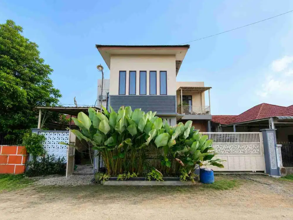 DIJUAL – Rumah 2 Lantai Harga Menarik di Tenayan Raya, Pekanbaru