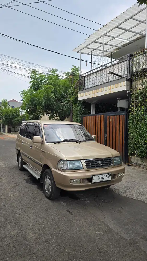 Toyota Kijang LGX Diesel manual 2000