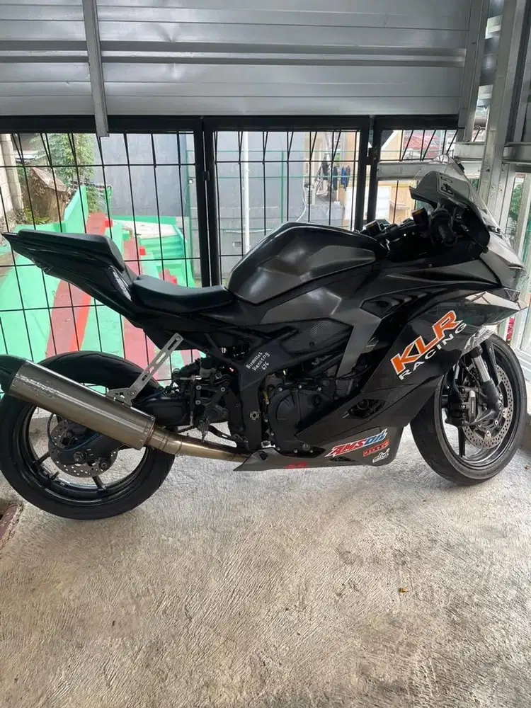 Dijual Kawasaki ZX 250