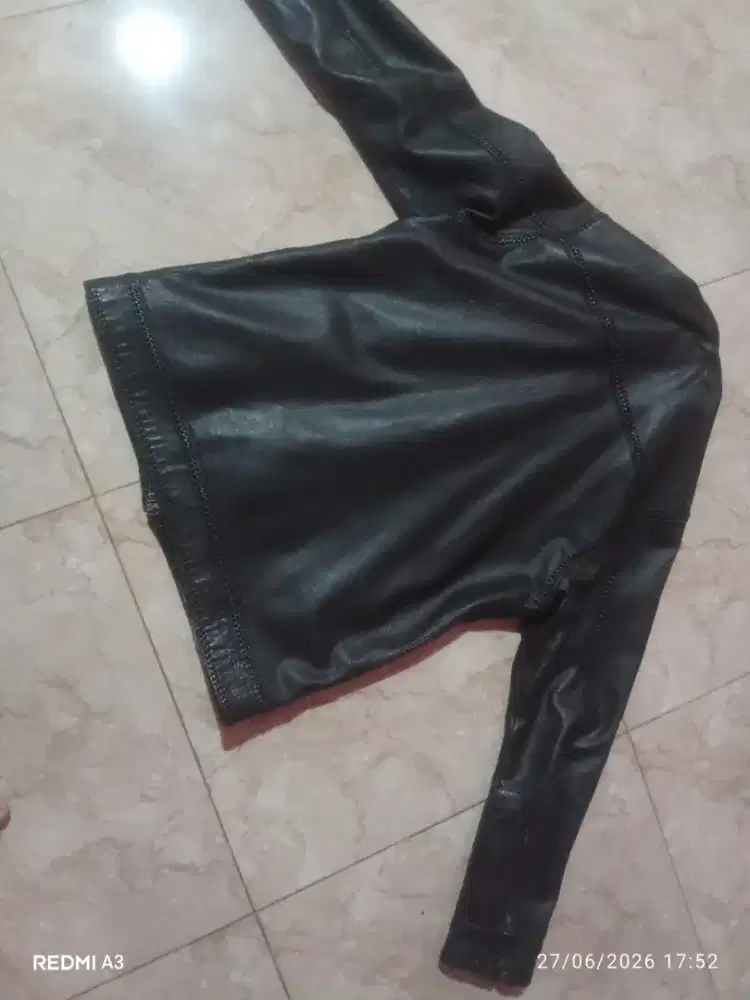 Jaket kulit aslii Garut beli dri baru ukuran L