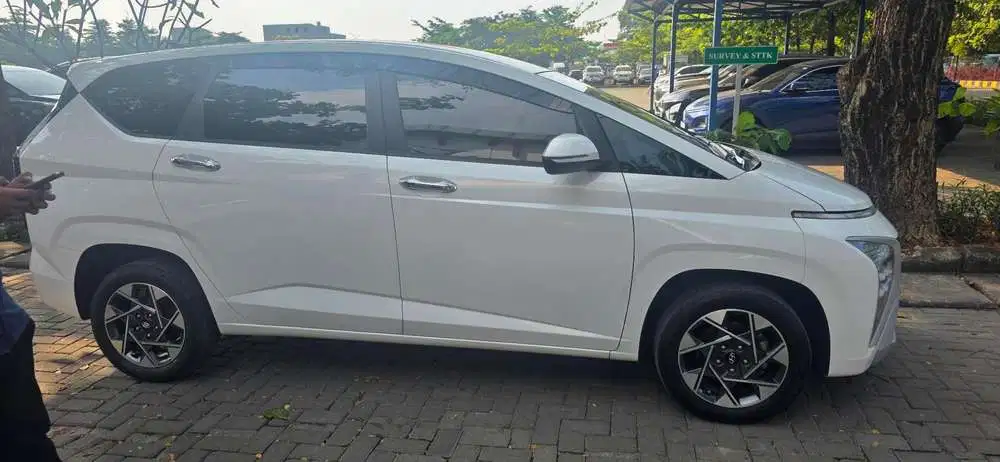 Hyundai Stargazer 2022 Bensin