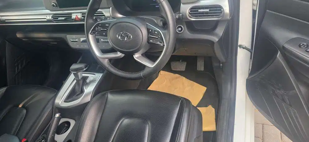 Hyundai Stargazer 2022 Bensin