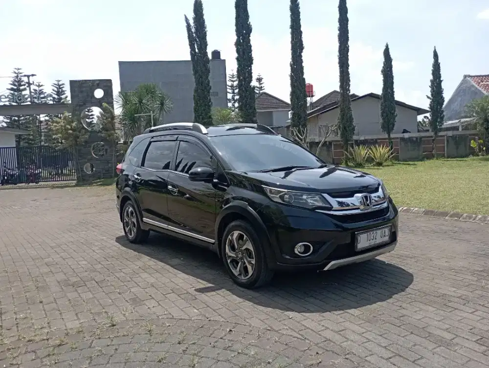 Honda brv e 1.5 matic 2017 dp 7 jt