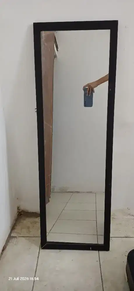 Cermin Gantung minimalis