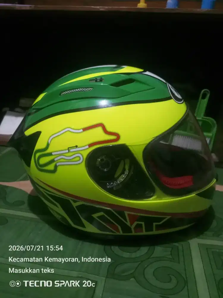 Helm kyt mines cek ditempat biar puas