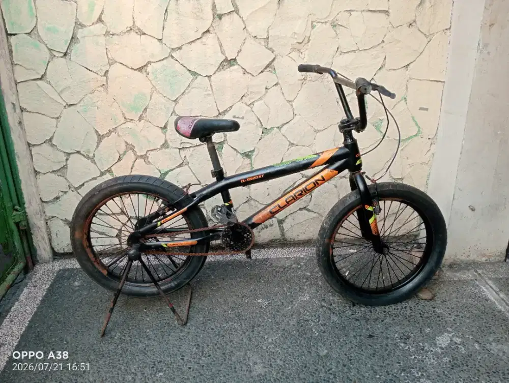 Jual butuh sepeda bmx UK 20 minus laher depan goyang gir los