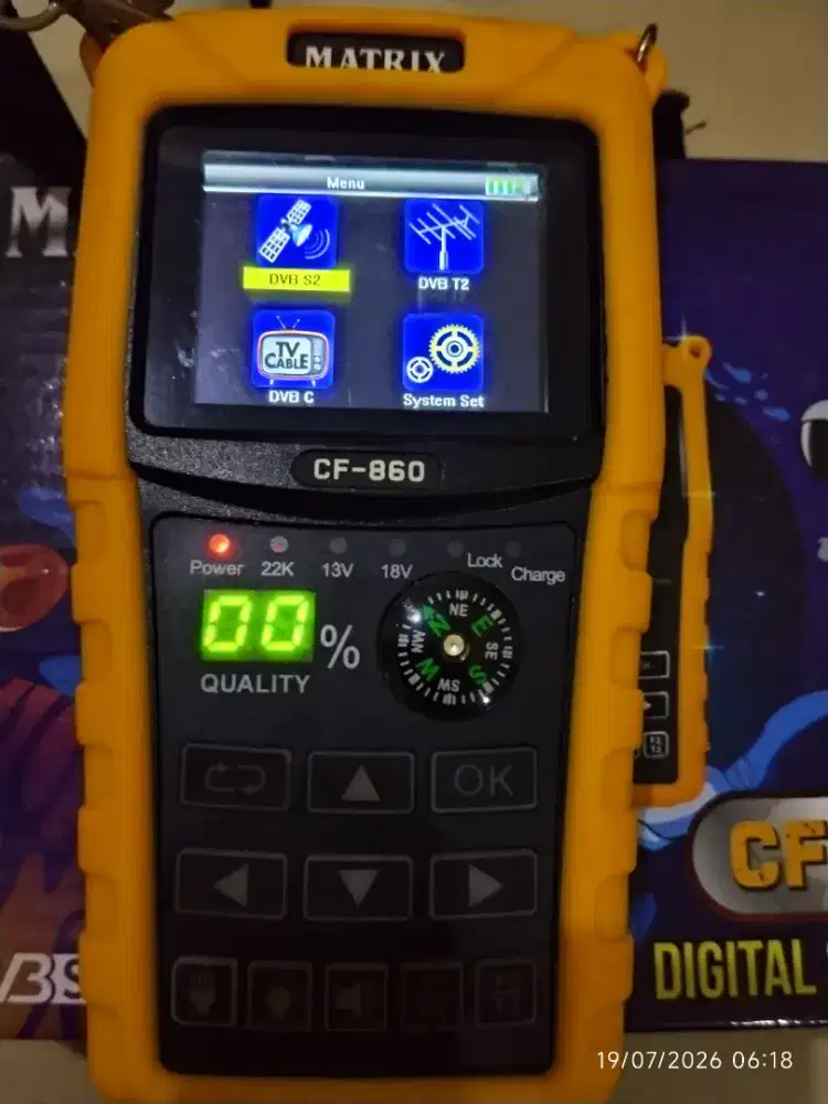 Satfinder combo DVBT2/DVBS2/DVBC