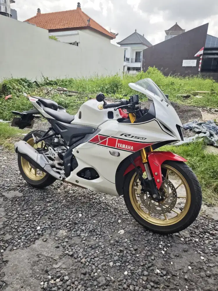 DIJUAL MOTOR R15M LIMITED SERIES