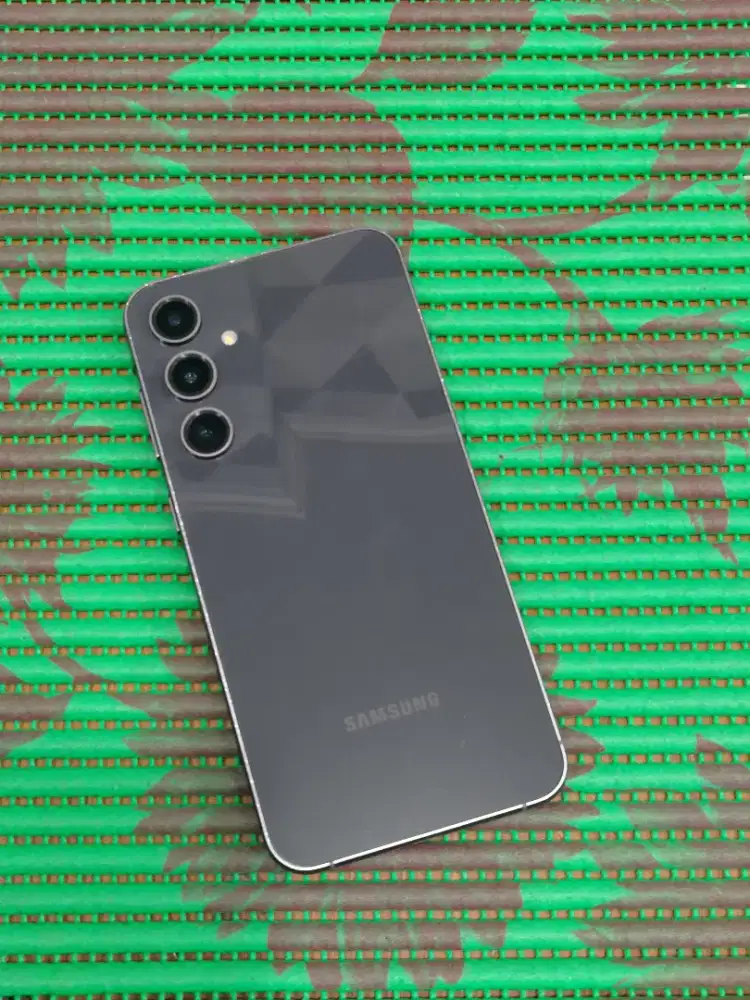 Samsung s23 fe 5g 8/256 gb