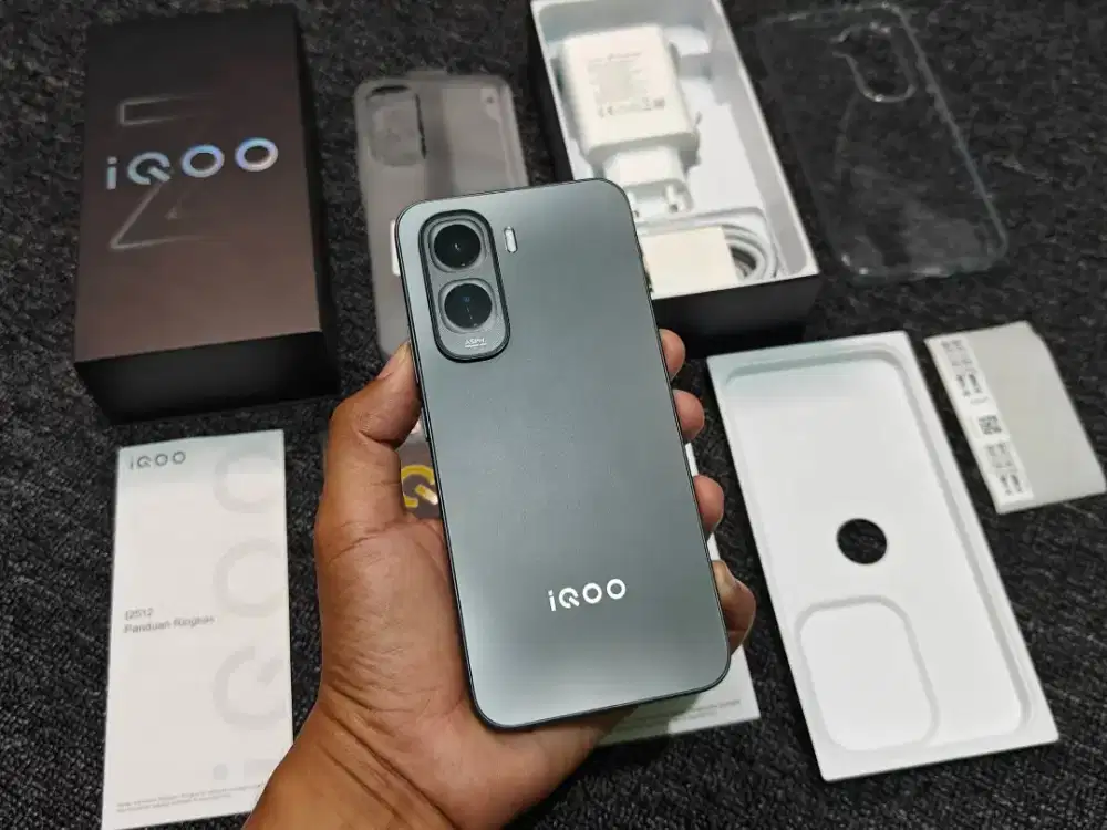 iqoo z11 ram 8/256