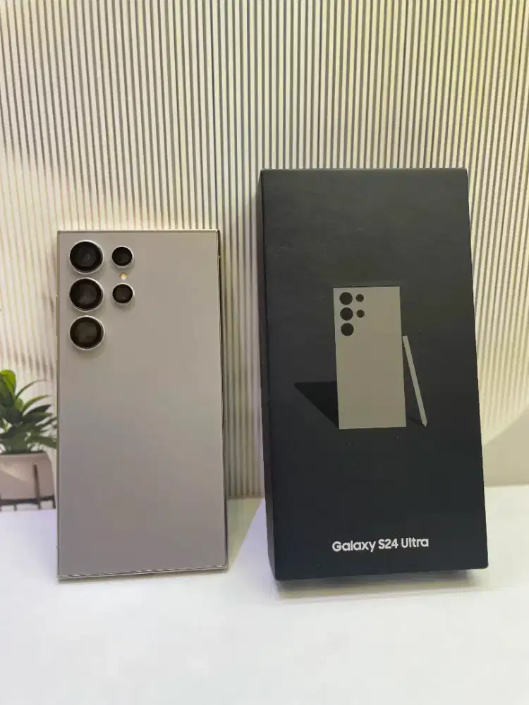 Samsung galaxy S24 Ultra 12/512gb Fullset