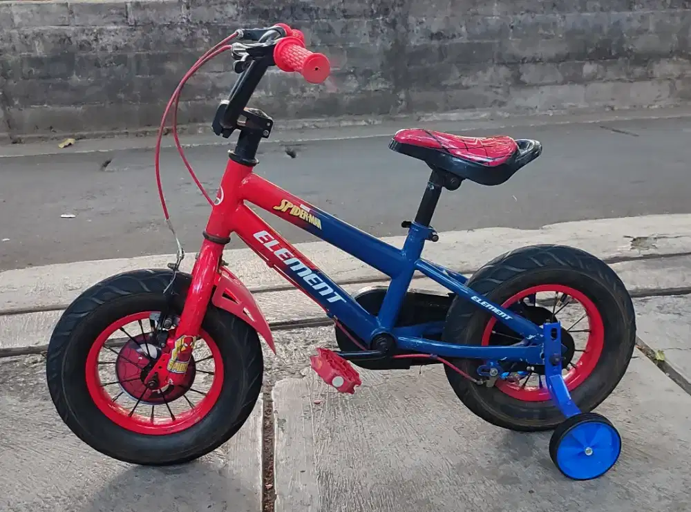 Sepeda anak Bmx Element marvel spiderman bekas ring 12