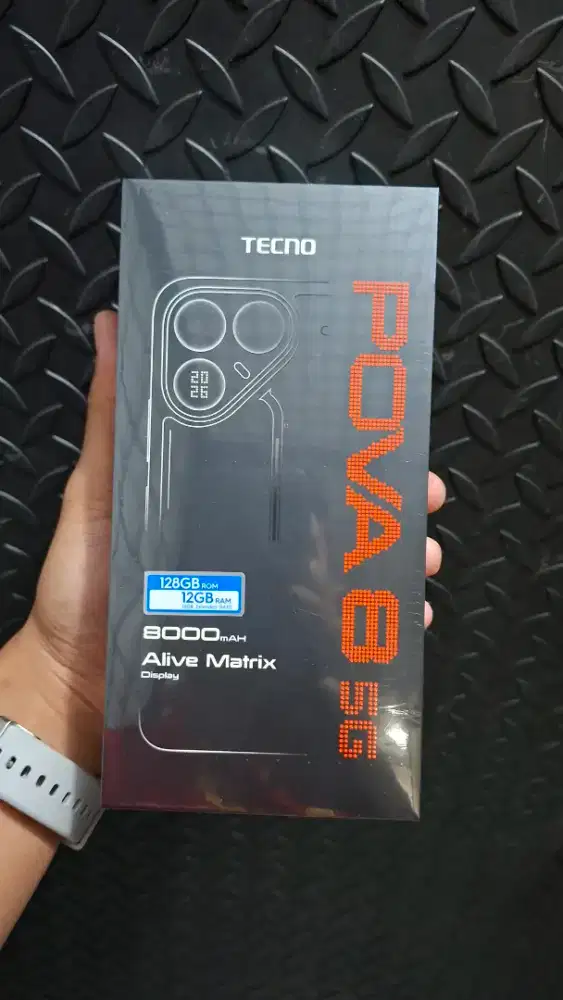 HP GAMING TECNO POVA 8
