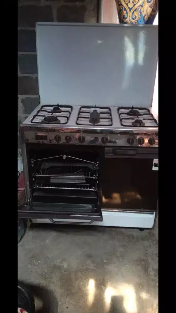 Kompor technogas freestanding