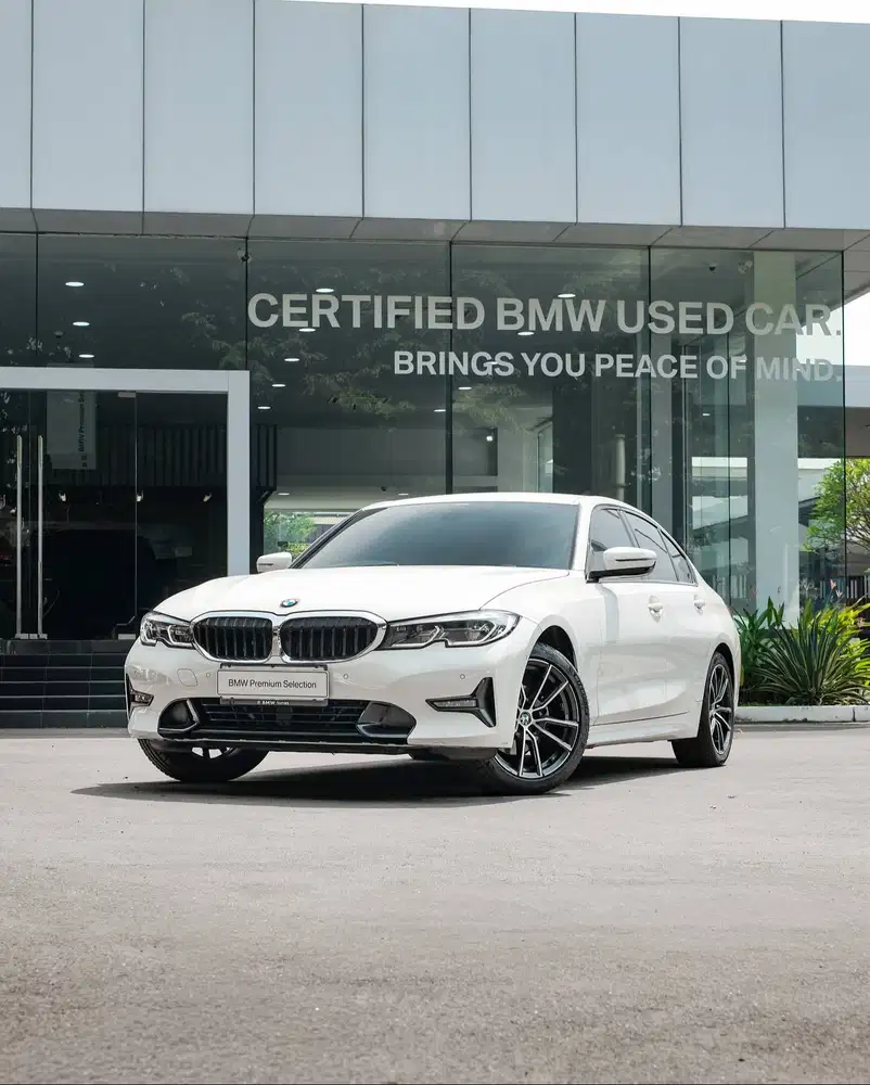 BMW 320i Sport 2020 KM RENDAH WARNA ALPHINE WHITE ON BLACK