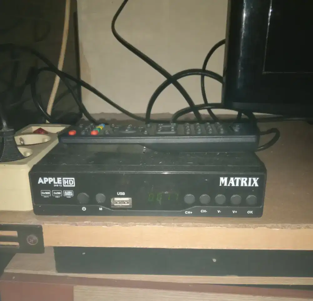 Dijual stb Apple matrik ada remote