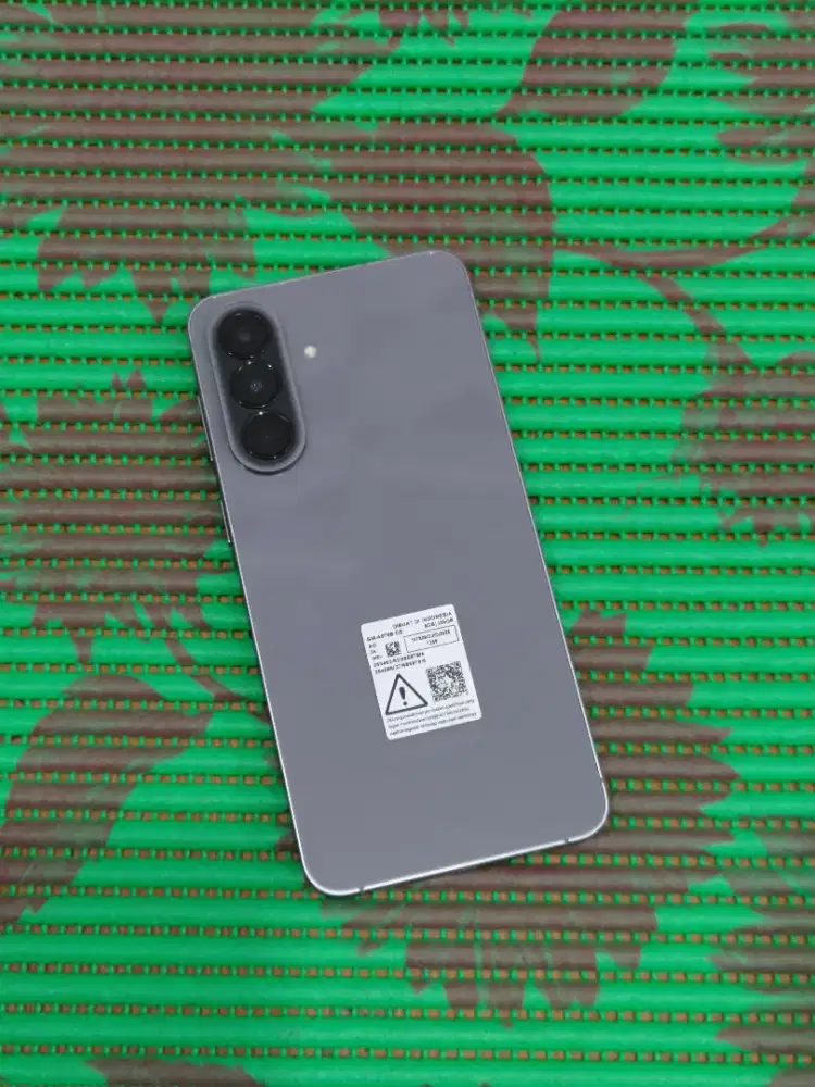 Samsung a57 5g 8/256 gb