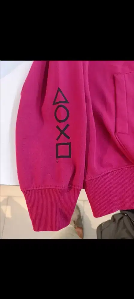 Dijual Jaket Hoodie Sweater Zara Playstation  PS Rare item kesayangan.